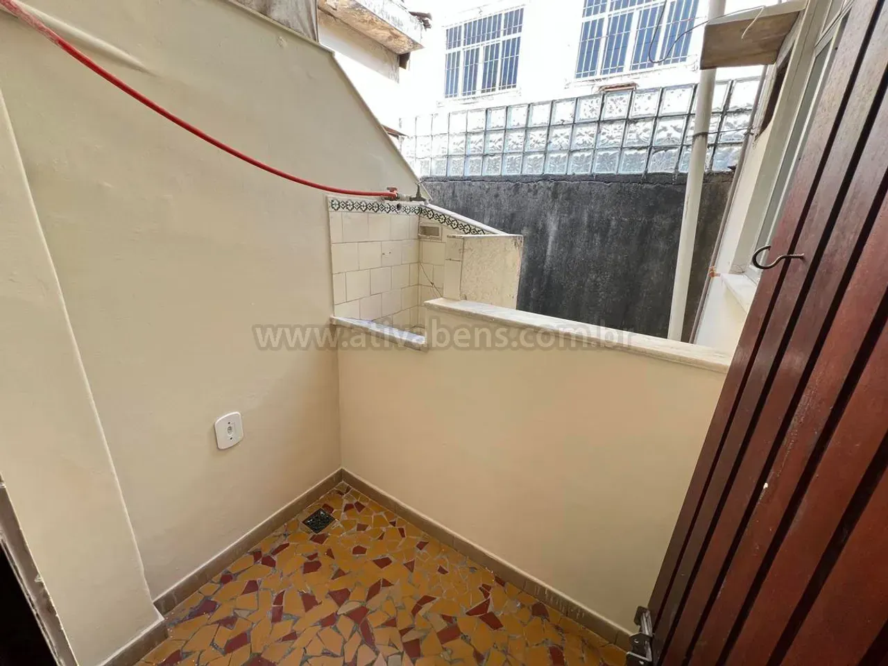 Apartamento de 1 quarto com 42 m² e cozinha a gás — photo 14