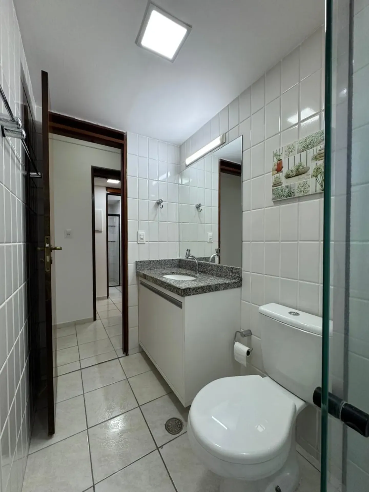 127 m² apartment with a separate kitchen and 3 bedrooms — photo 35