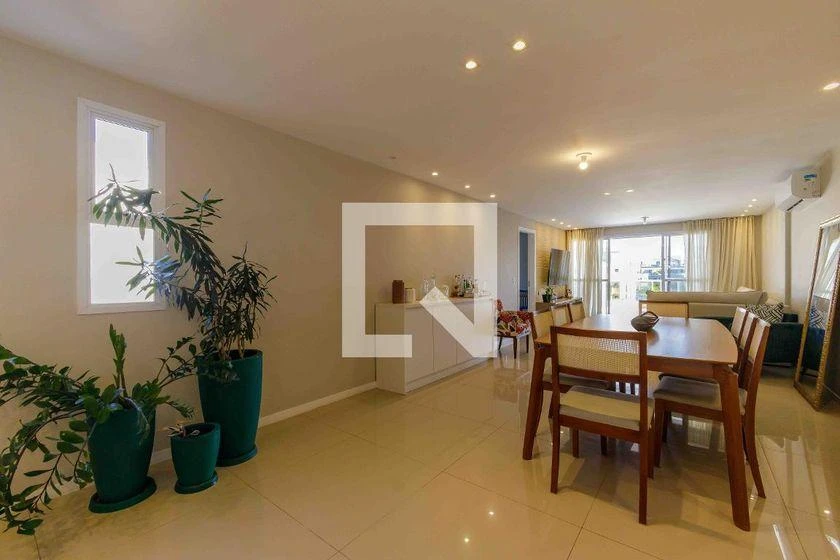 Furnished 3-bedroom apartment with 264 m² — photo 6