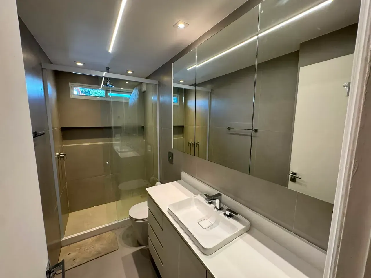 Furnished 82 m² apartment with 2 bedrooms and 2 bathrooms — photo 13