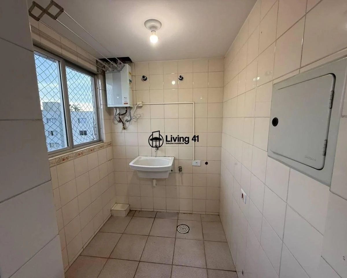 84 m² apartment with 3 bedrooms and a balcony — photo 4