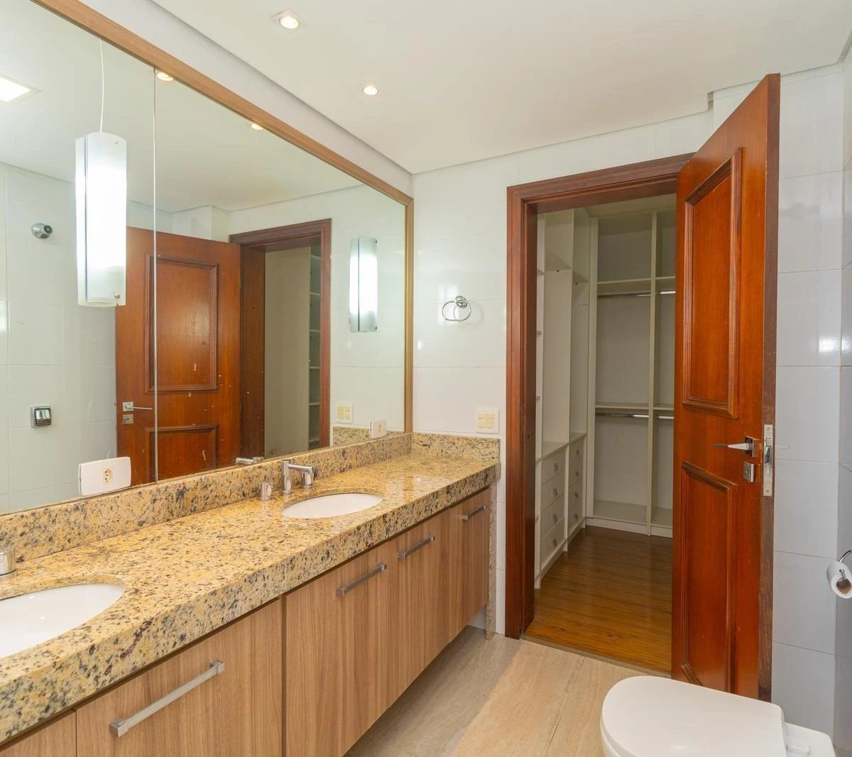 Apartment, 177 m², with a washing machine — photo 16