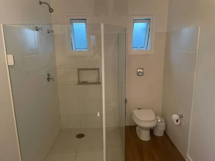Ванна та 4 спальні: будинок 258 м² — photo 23
