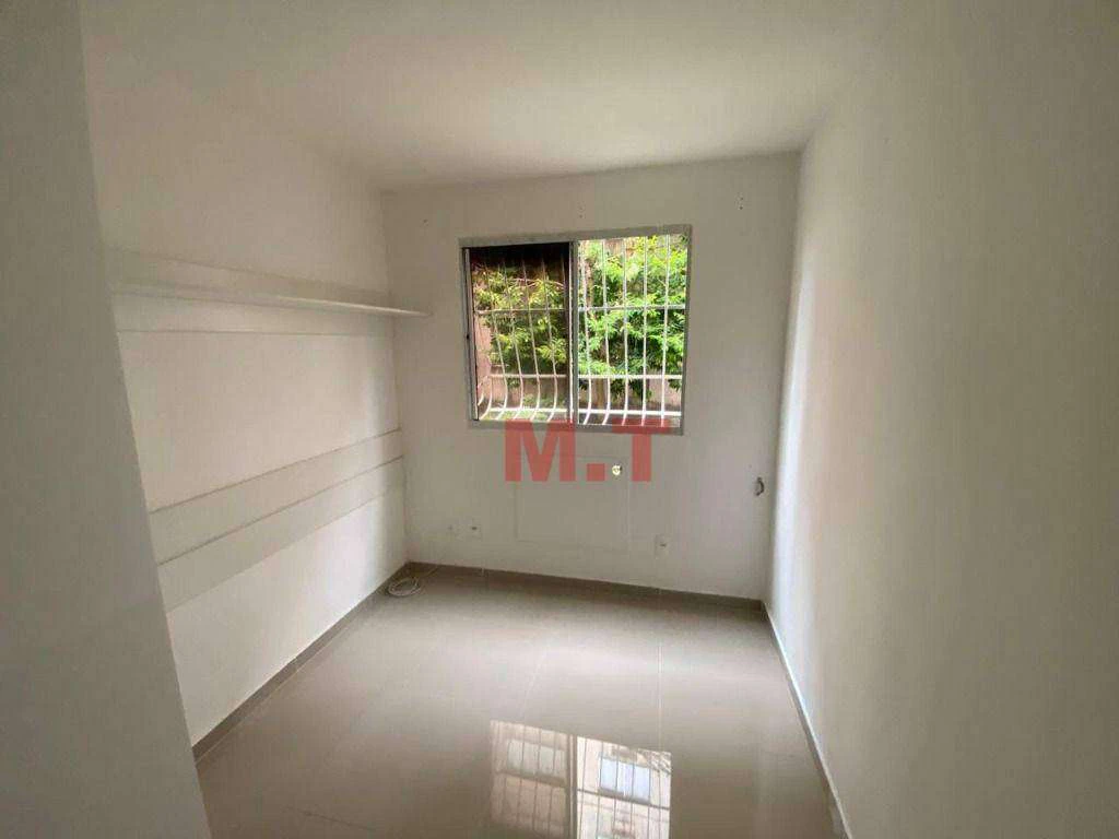 2-bedroom apartment with a separate kitchen and fitted storage — photo 3
