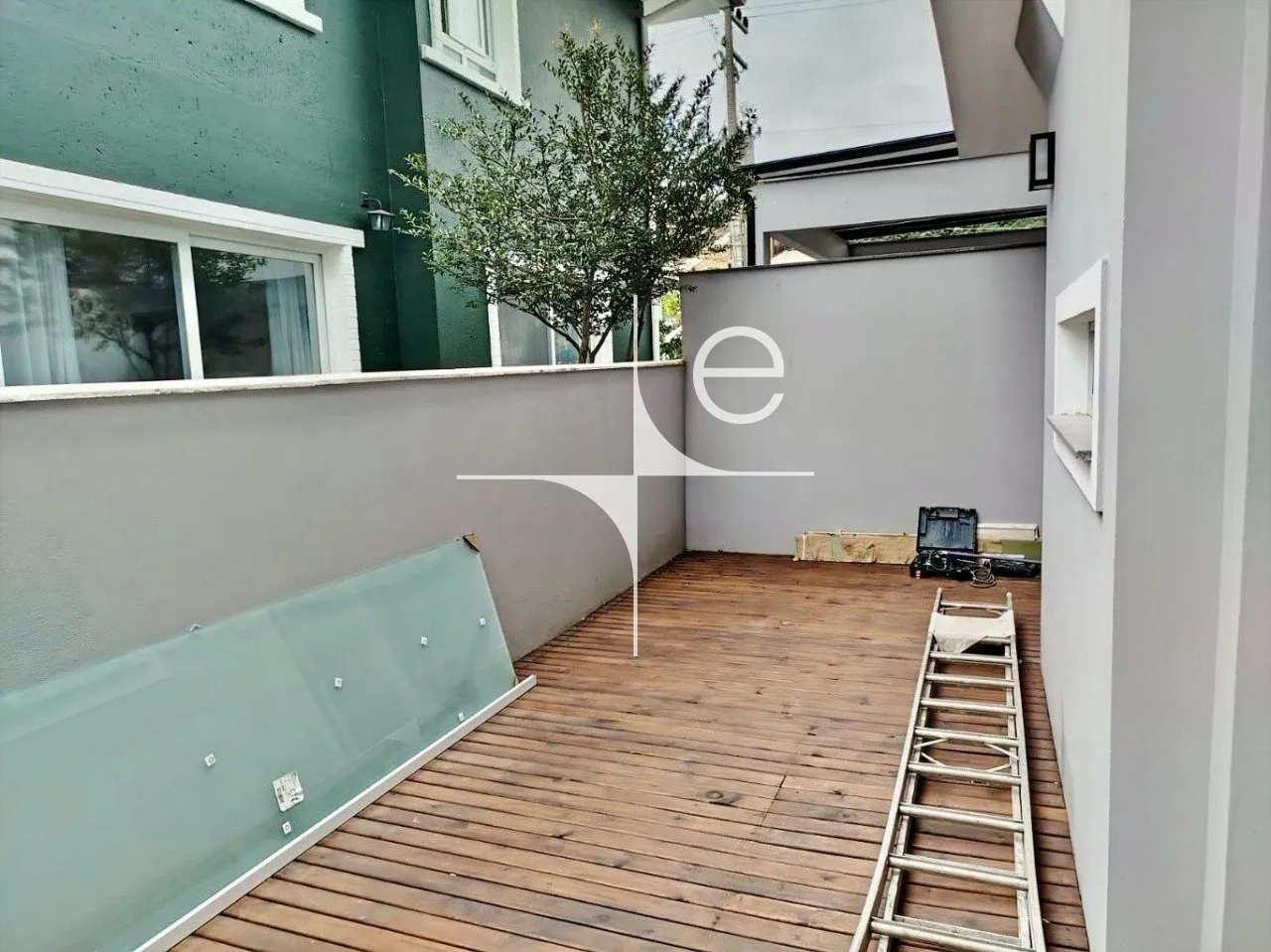 Casa com 4 suítes e 217 m², 1 vaga e 1º andar — photo 9