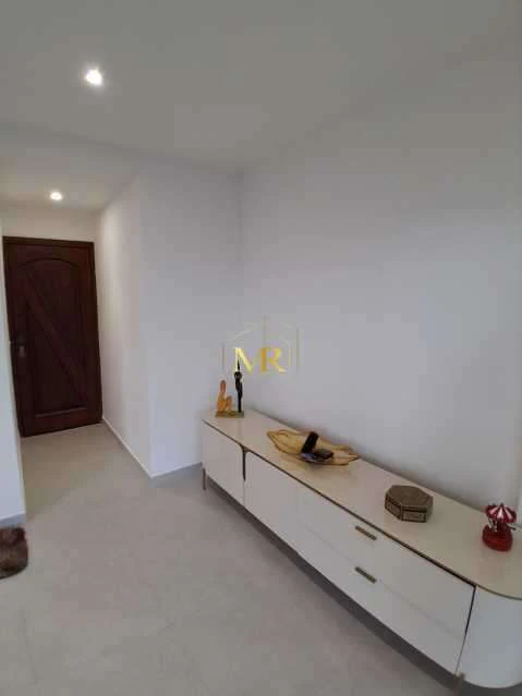 170 m² apartment with 3 bedrooms and a balcony — photo 16