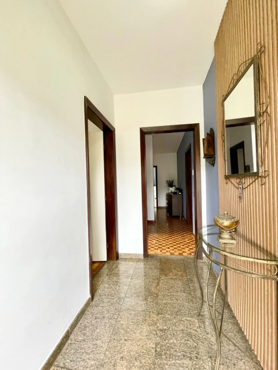 450 m² house with 4 bedrooms and 4 bathrooms — photo 5