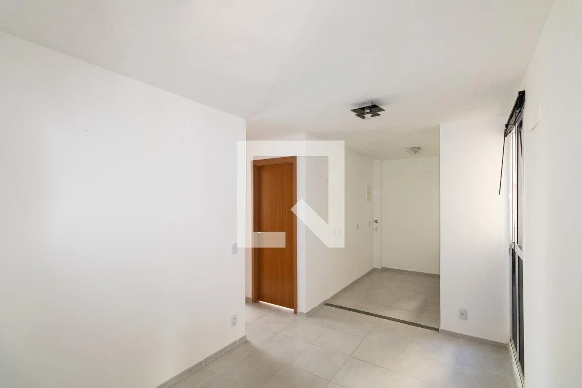 Unfurnished apartment with 2 bedrooms and 1 parking spot — photo 44