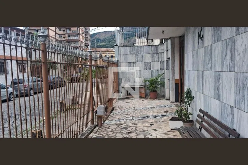 Apartamento amueblado de 80 m² con 2 dormitorios y 1 plaza — photo 26