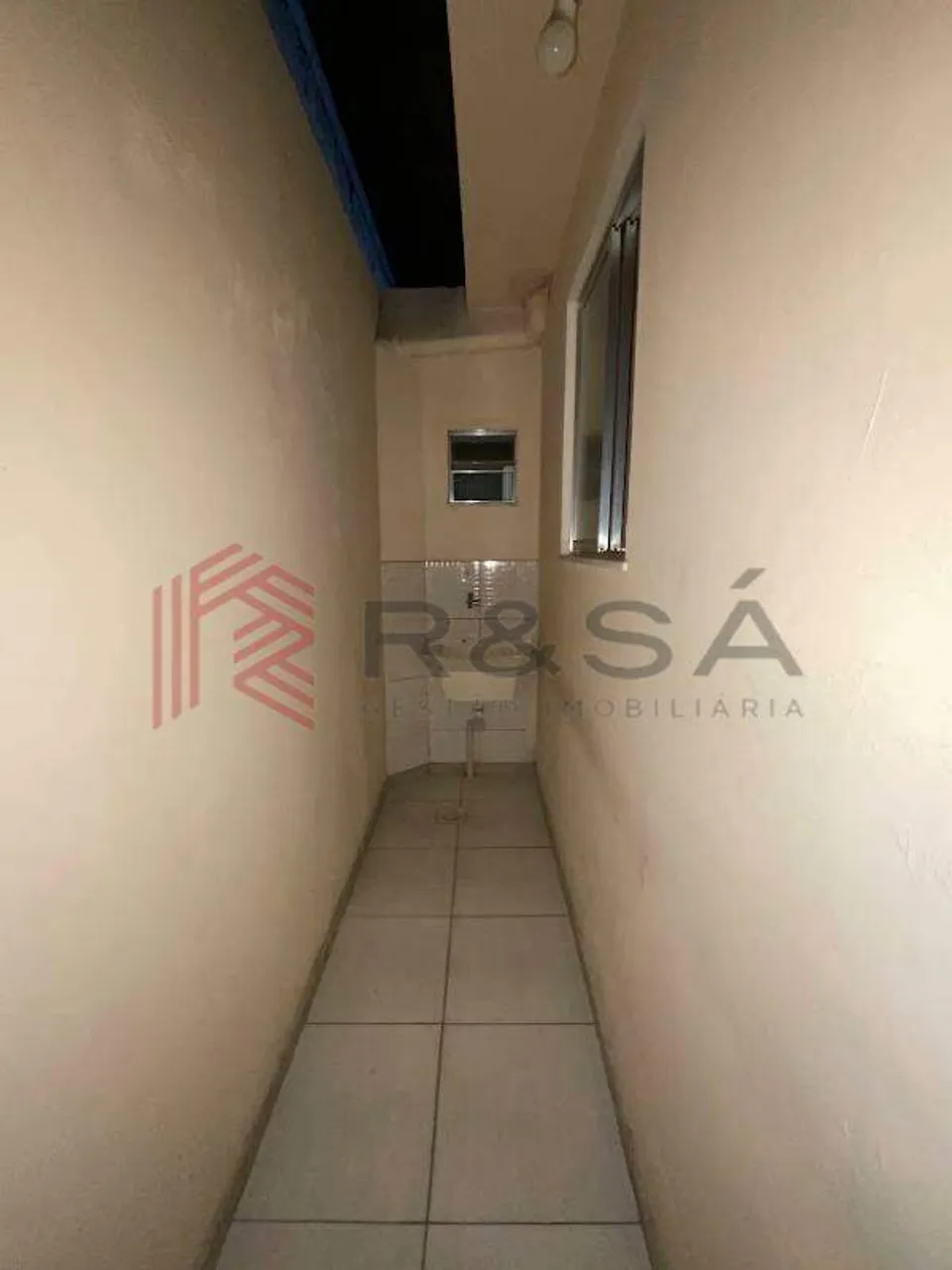 Unfurnished studio with 1 bedroom and stove corner — photo 8