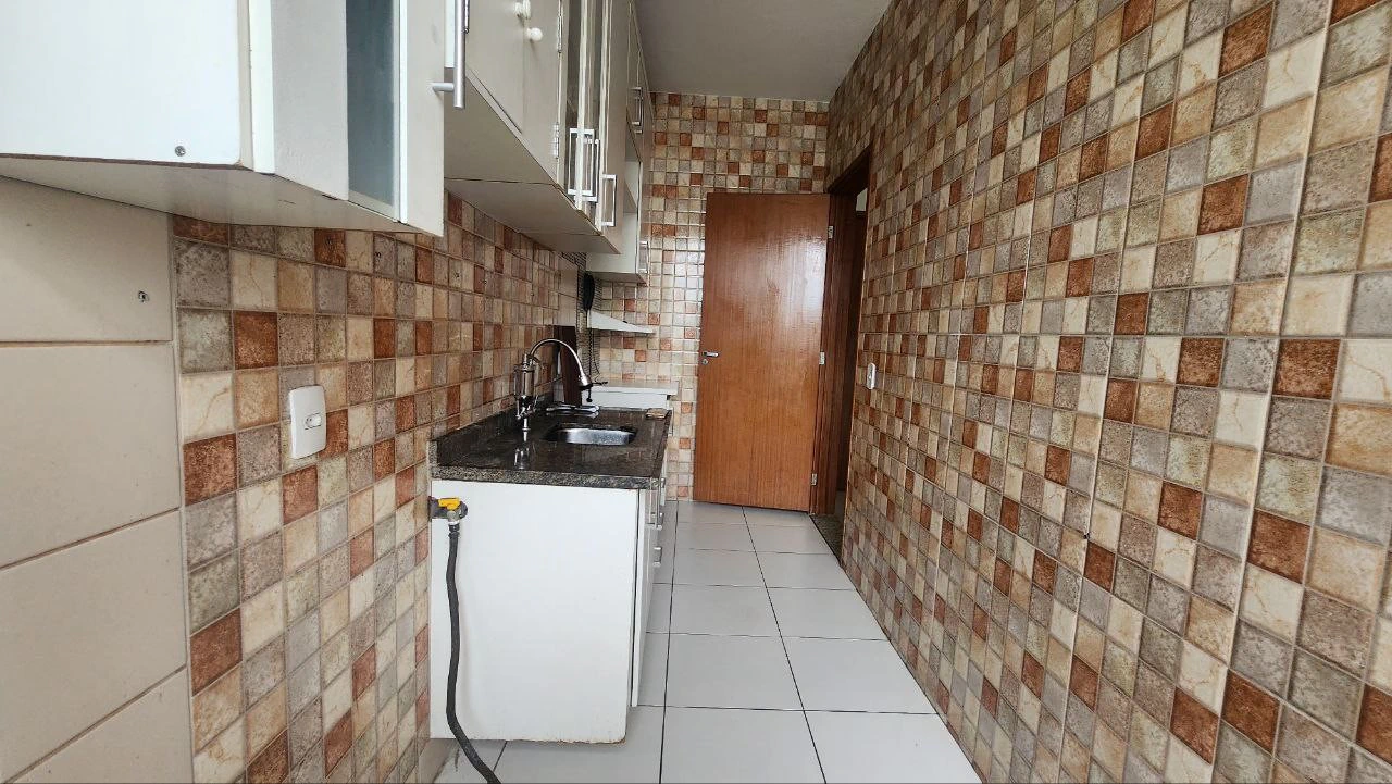 Unfurnished 58 m² apartment with 2 bedrooms and en-suite — photo 2