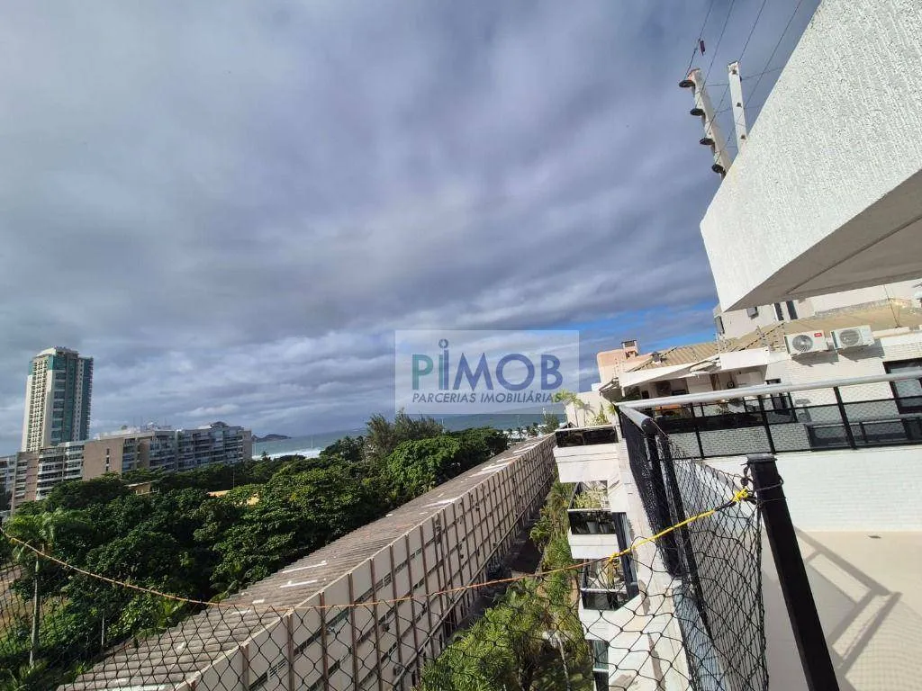 Furnished duplex penthouse with 3 bedrooms and 256 m² — photo 51