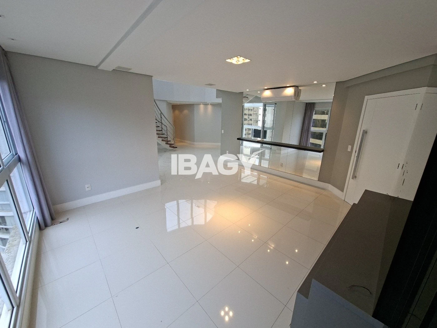 Furnished apartment, 324 m², with a private pool — photo 6