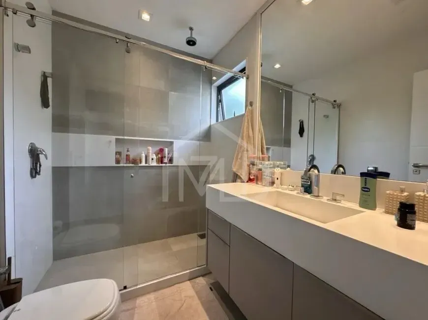 Джакузі та 4 спальні: будинок 800 м² — photo 41