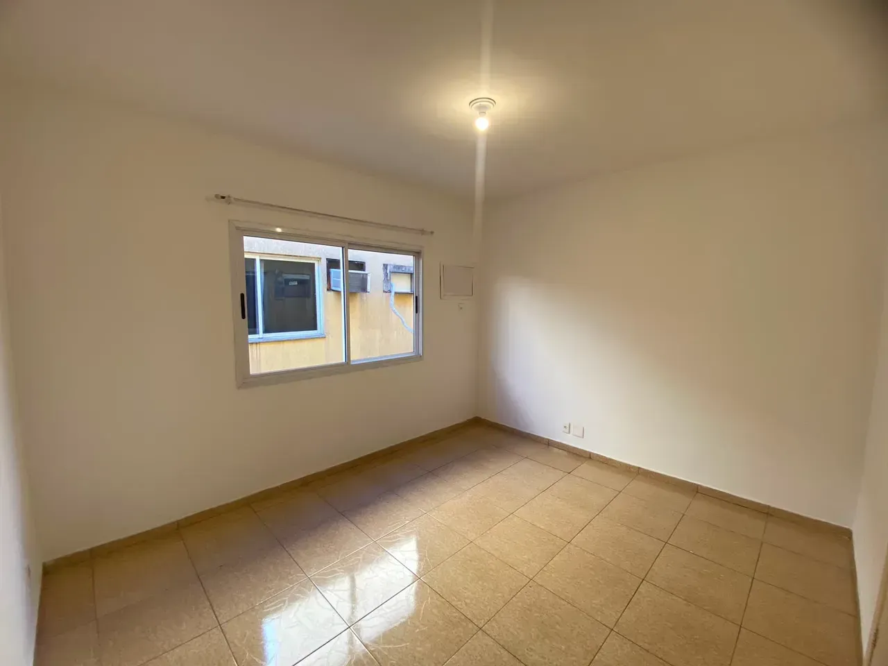 Casa duplex com varanda, 2 quartos e 2 banheiros — photo 9