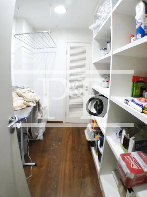 Apartamento com 3 dormitórios, 230 m² e varanda fechada — photo 31