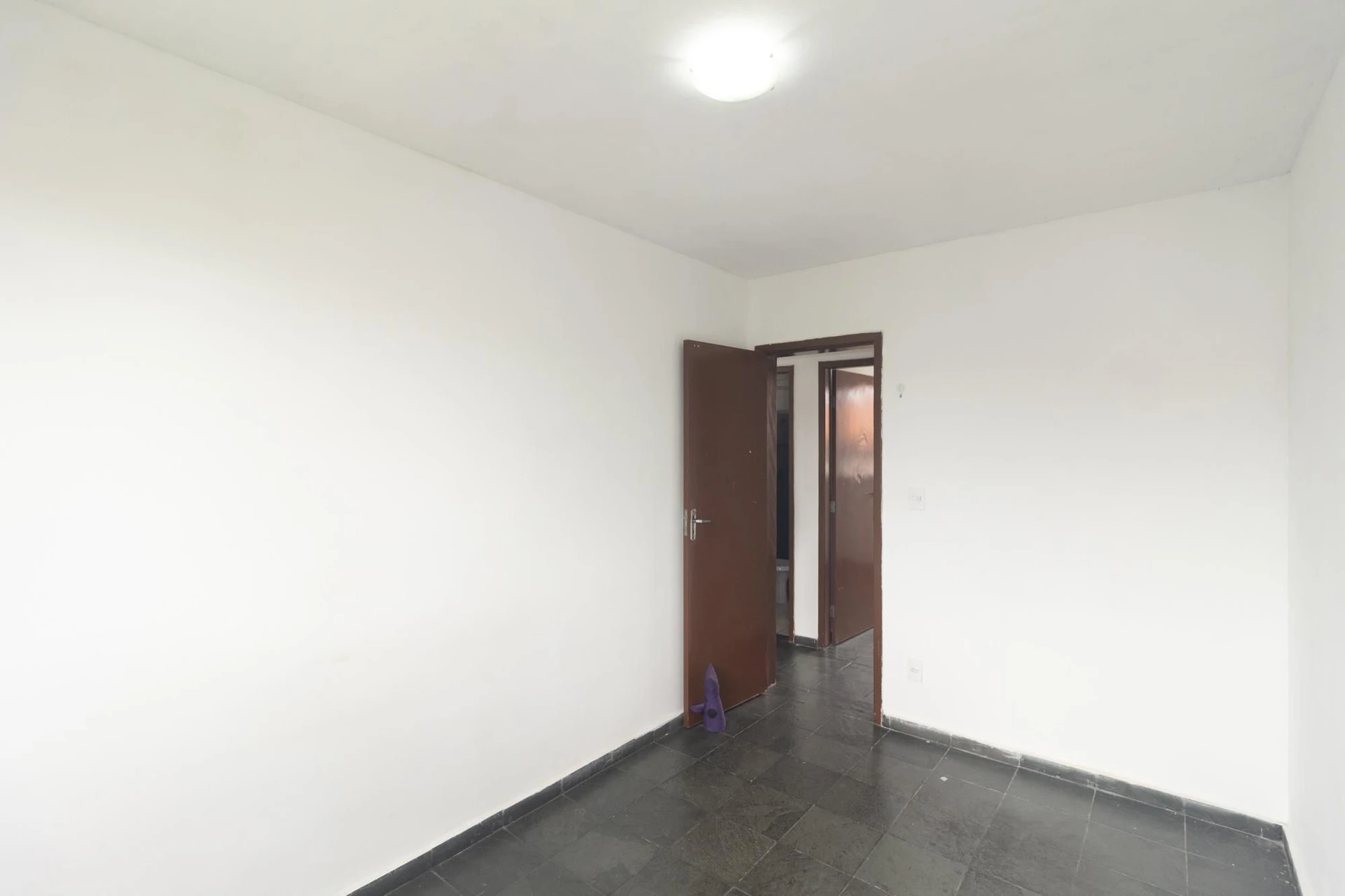 Apartamento de 2 dormitorios, cocina cerrada y mascotas — photo 18