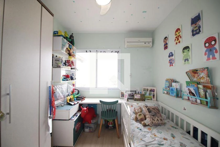 Glass-enclosed balcony in a 2-bedroom apartment, 78 m² — photo 28