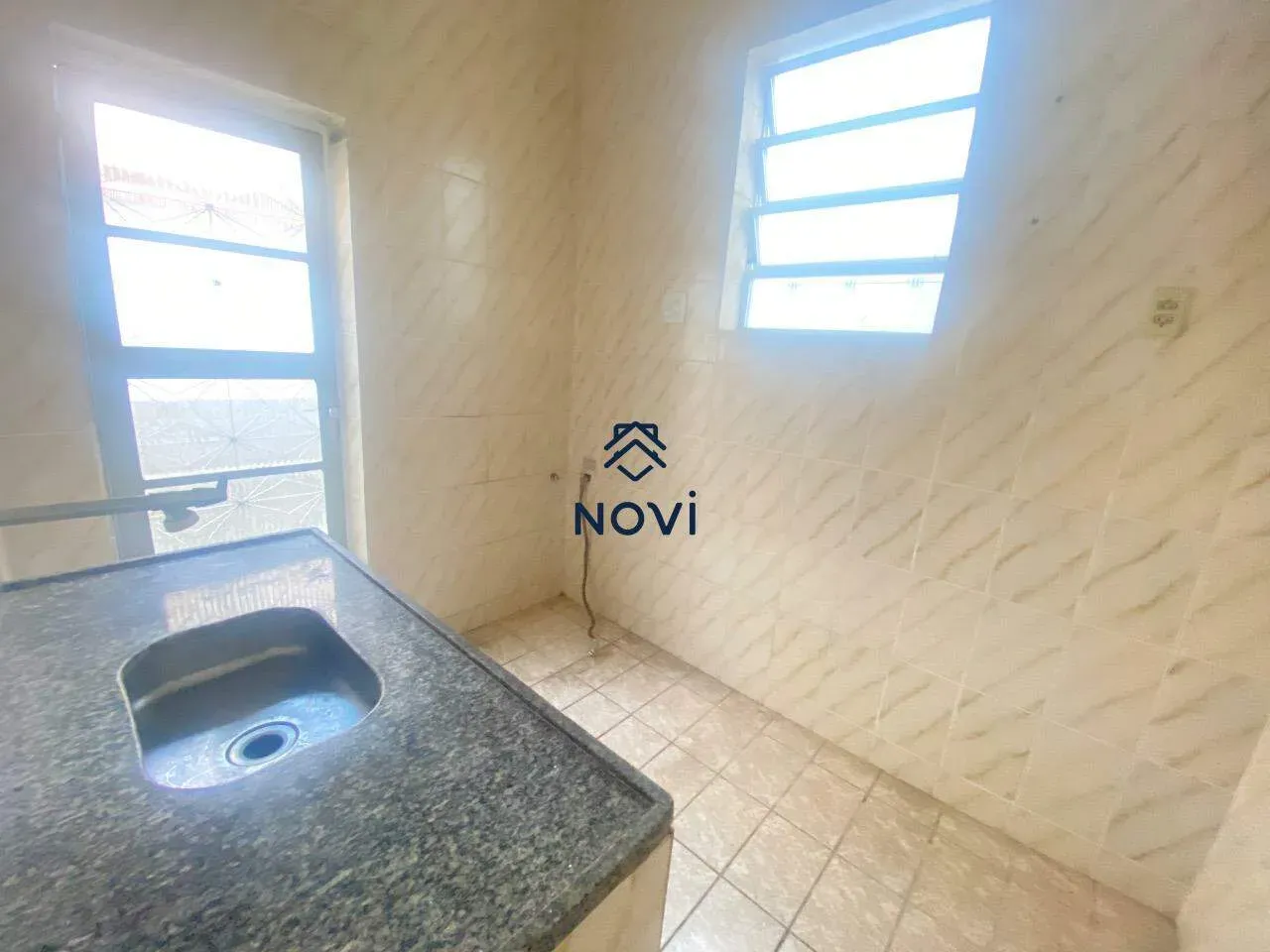 Casa de 2 dormitorios y 1 baño, sin aparcamiento — photo 4