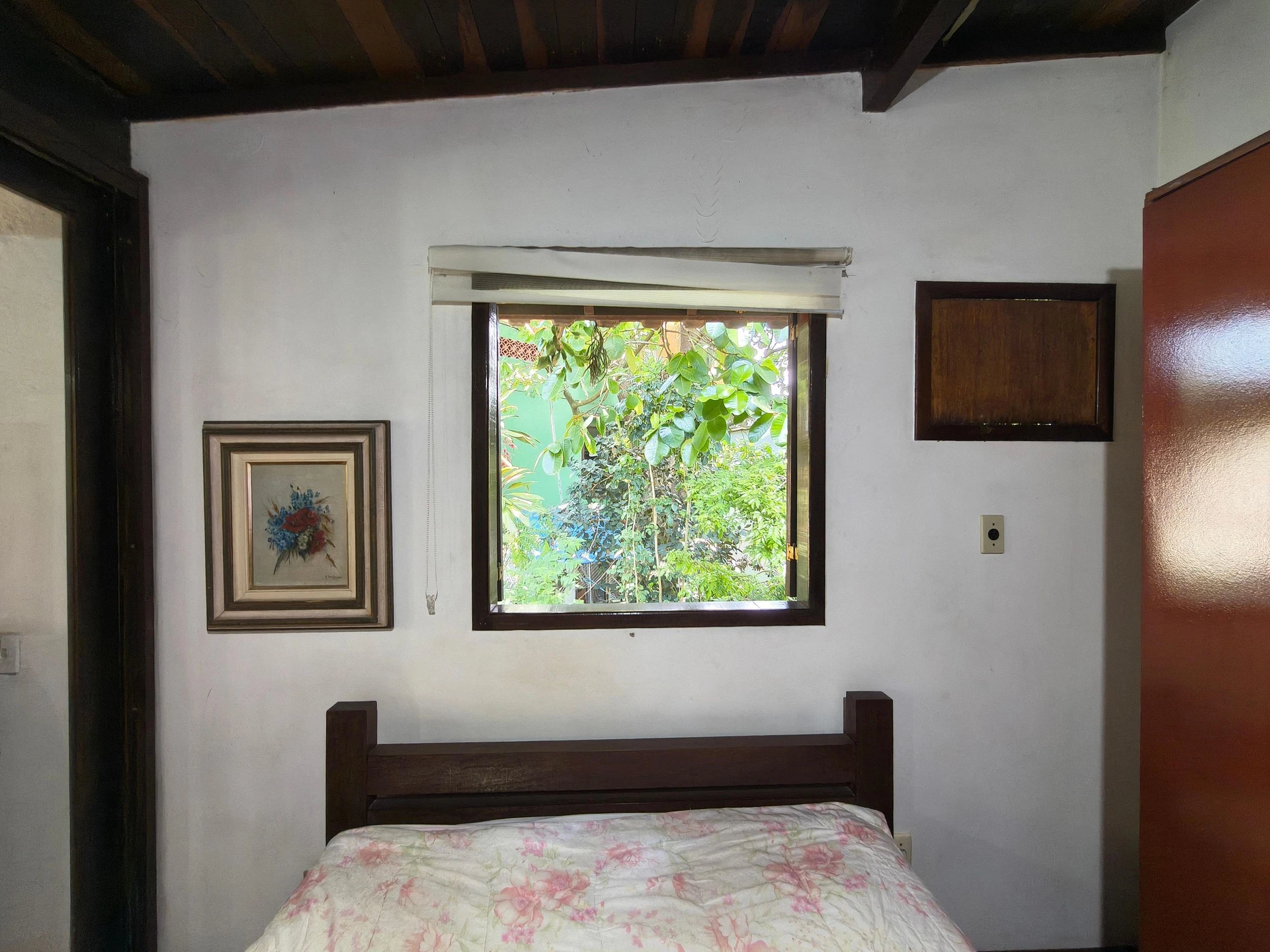 Furnished house with 3 bedrooms and enclosed balcony — photo 34