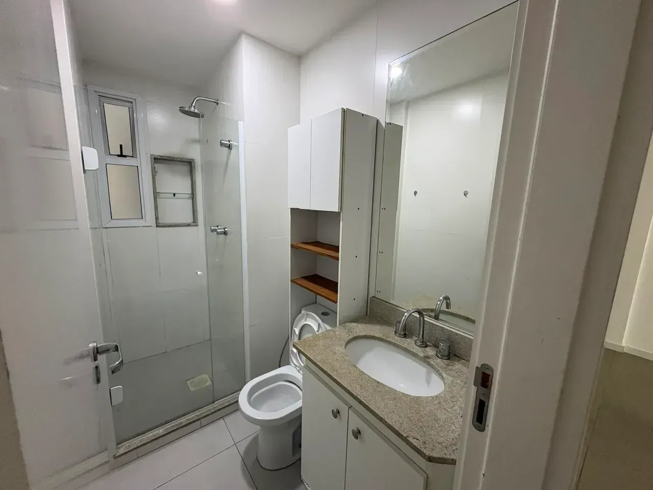 Apartamento sem mobília com 3 quartos e 2 banheiros — photo 14