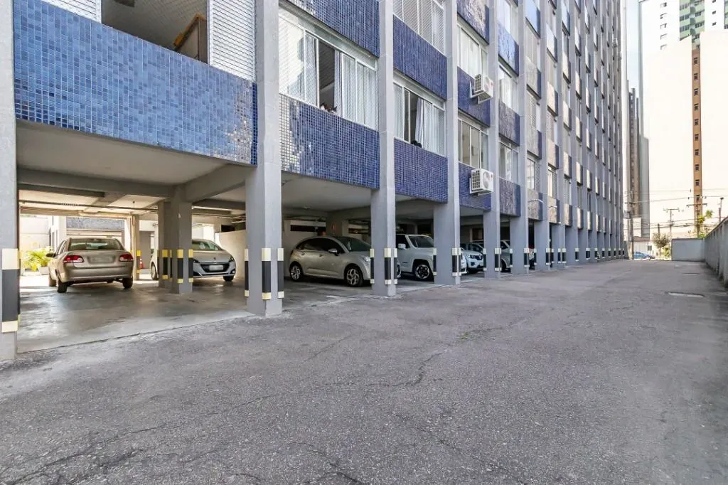 3-bedroom apartment with 4 bathrooms in good condition — photo 34