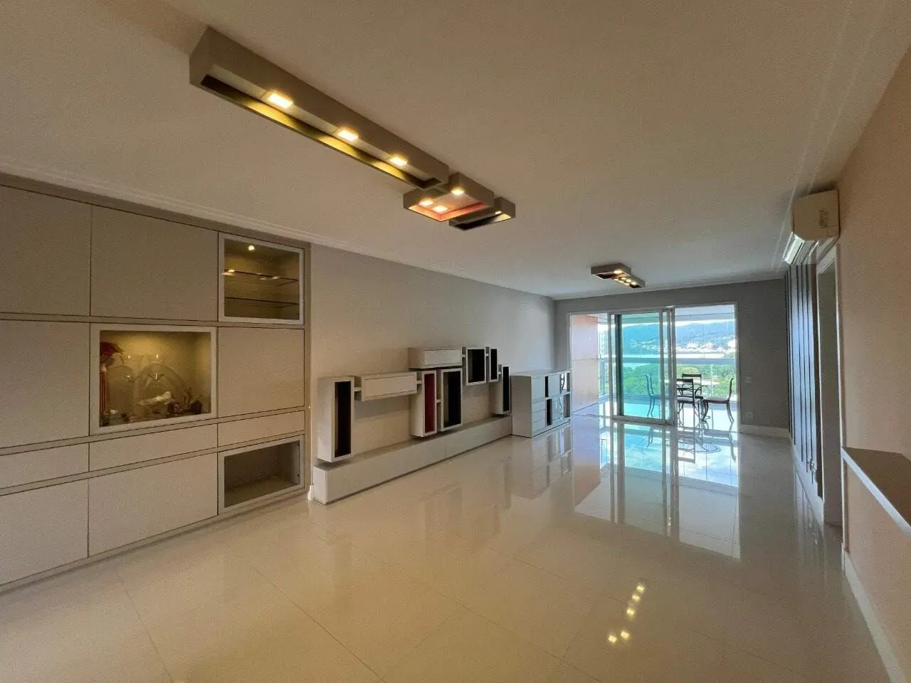 Apartamento amueblado de 3 suites con 172 m² en el 12º piso — photo 11