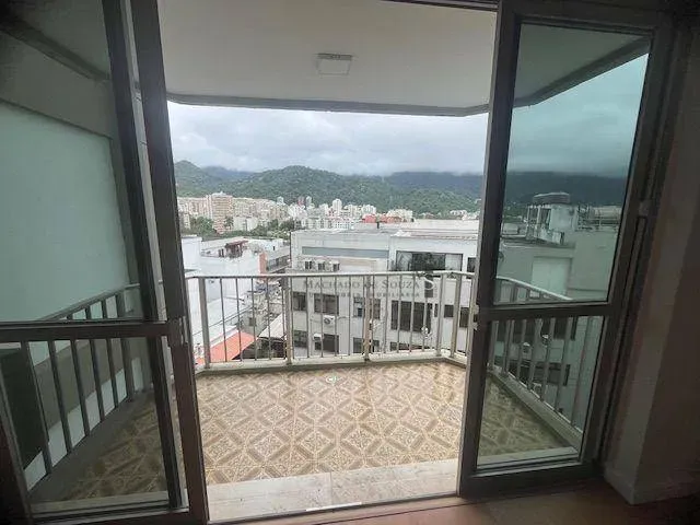 Mountain view in a 3-bedroom apartment, 115 m² — photo 15