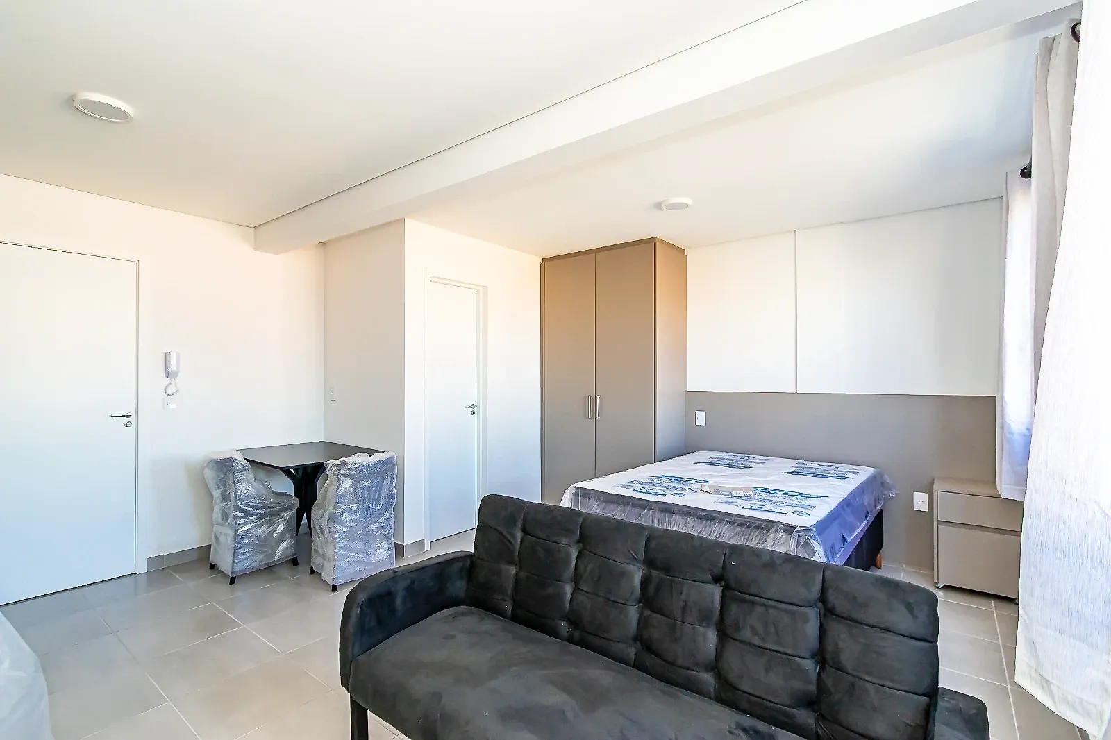 Kitnet/stúdio mobiliado com cozinha integrada e 24 m² — photo 17
