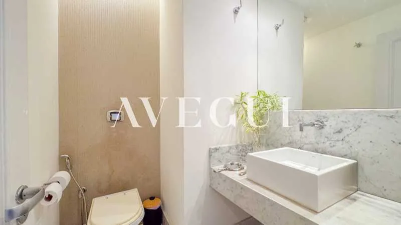 Apartamento mobiliado com 4 quartos e 5 banheiros — photo 8