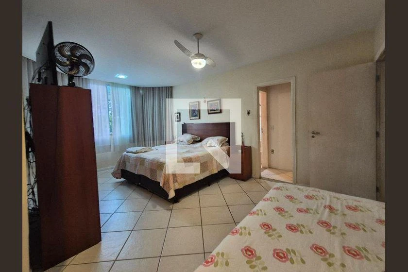 245 m² house with 3 en-suite bedrooms and 2 parking — photo 13