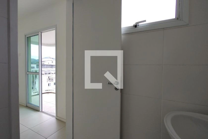 65 m² rental apartment with balcony and 2 bedrooms — photo 24