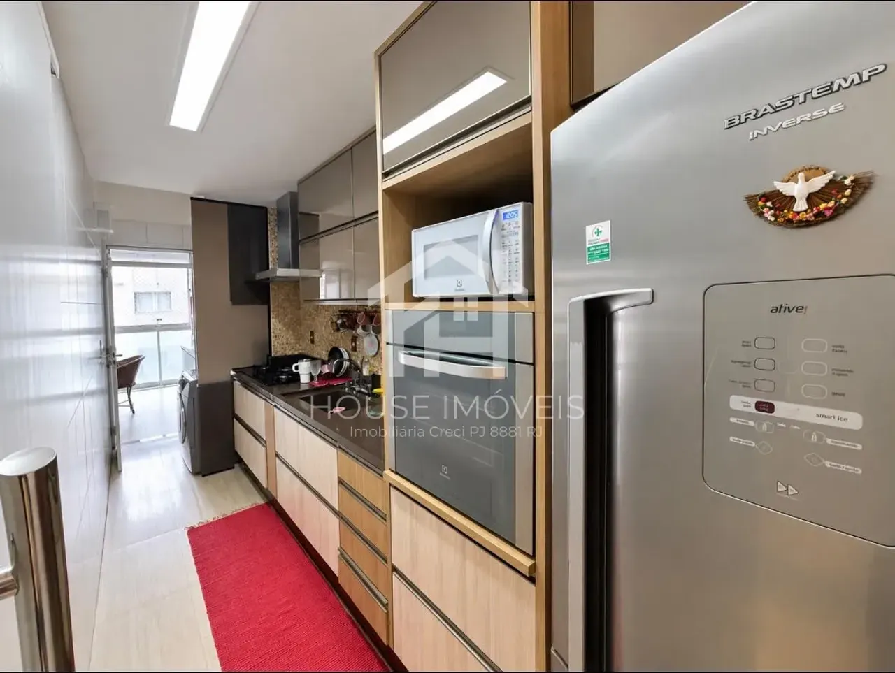 Панорамные окна и 3 спальни: квартира 150 м² — photo 2