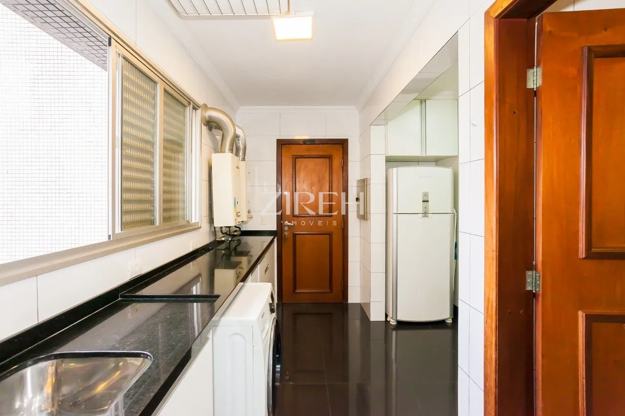 4-bedroom apartment with 219 m² and 2 parking spots — photo 13
