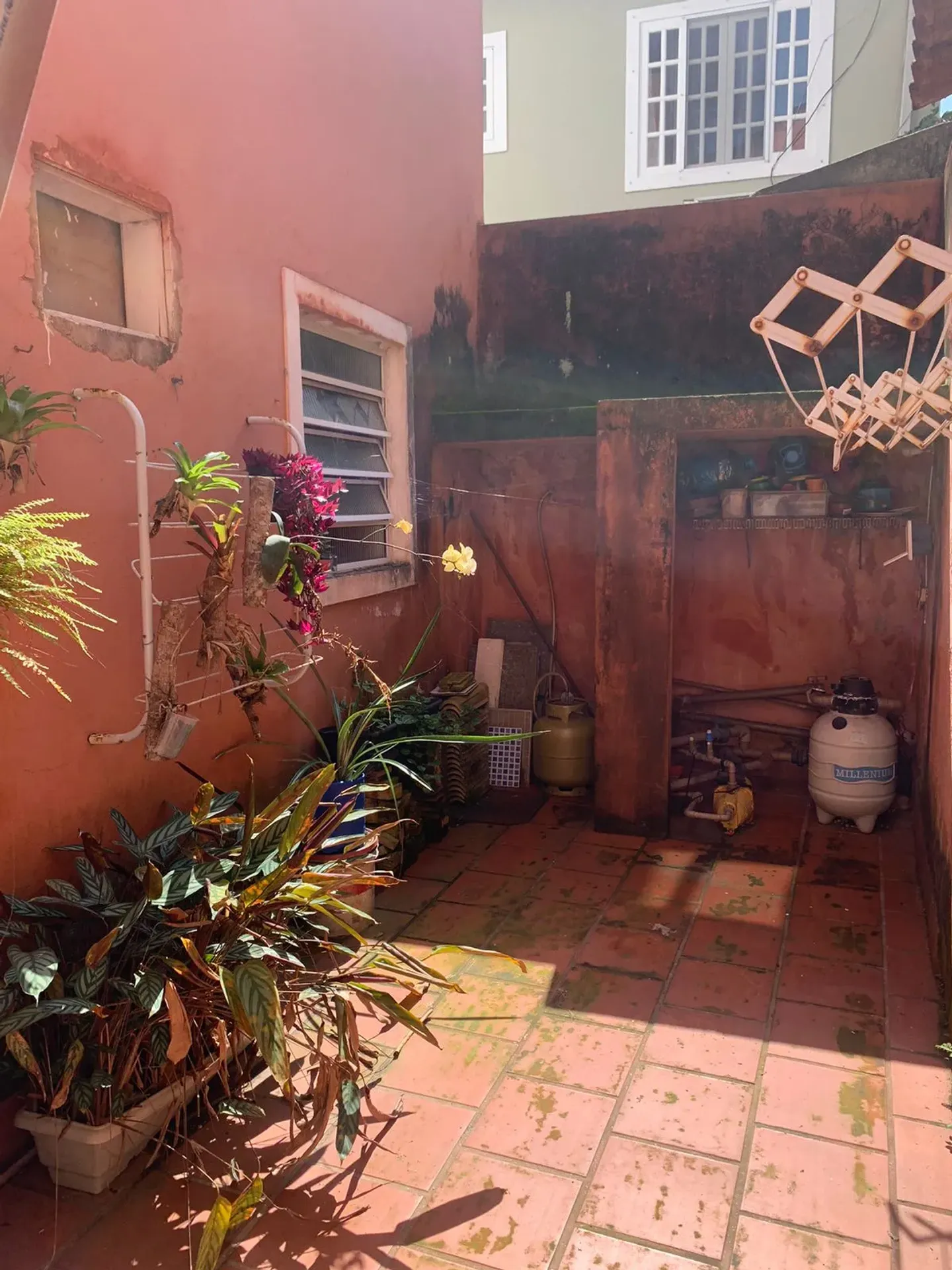 Casa amueblada con parrilla empotrada en el balcón — photo 19