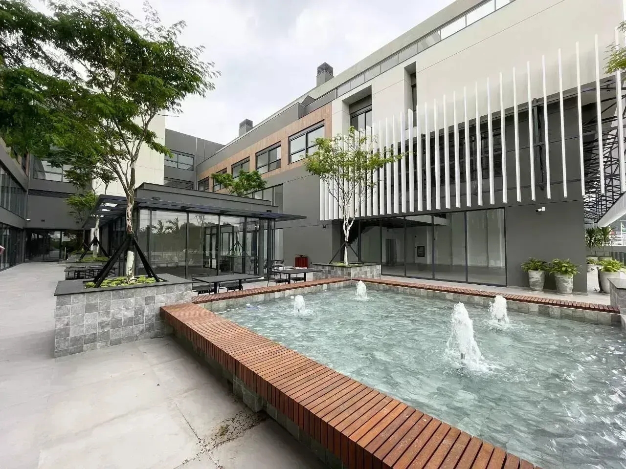 Furnished 61 m² apartment with 1 bedroom and terrace — photo 55