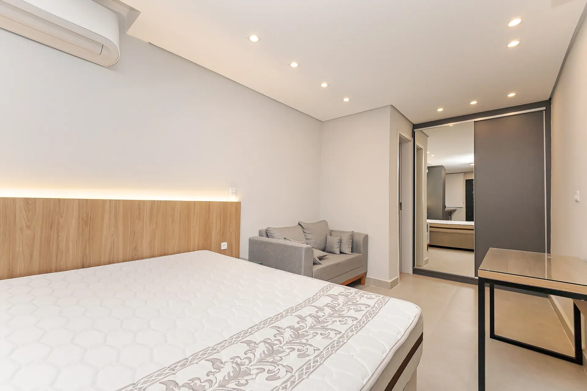 Furnished studio, 24 m², with a washing machine — photo 8