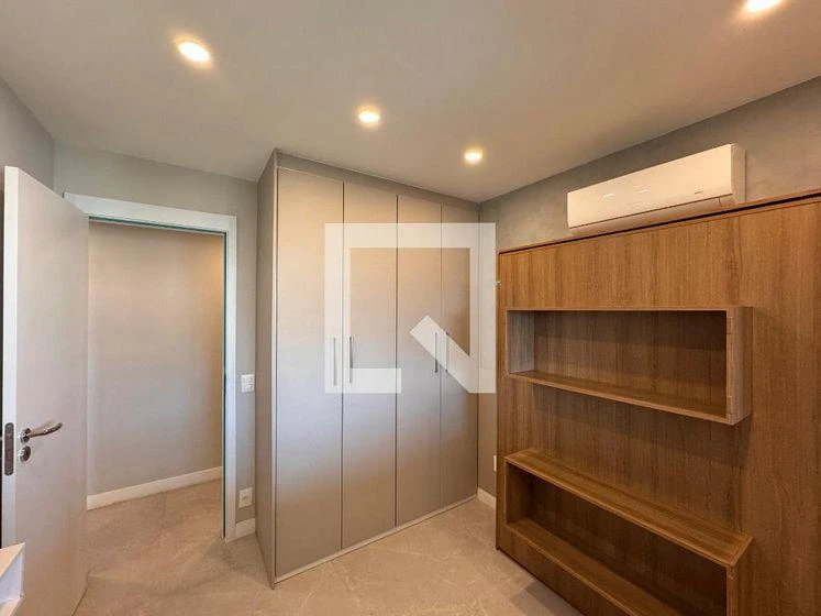 Квартира 125 м² с застеклённым балконом и рабочим местом — photo 44