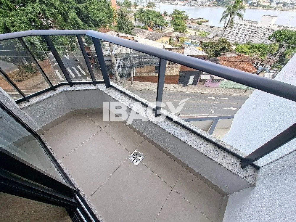 Studio with a glassed-in balcony and open-plan kitchen — photo 255