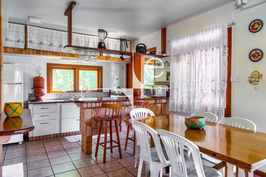 Casa amueblada de 3 dormitorios con cocina abierta a gas — photo 3