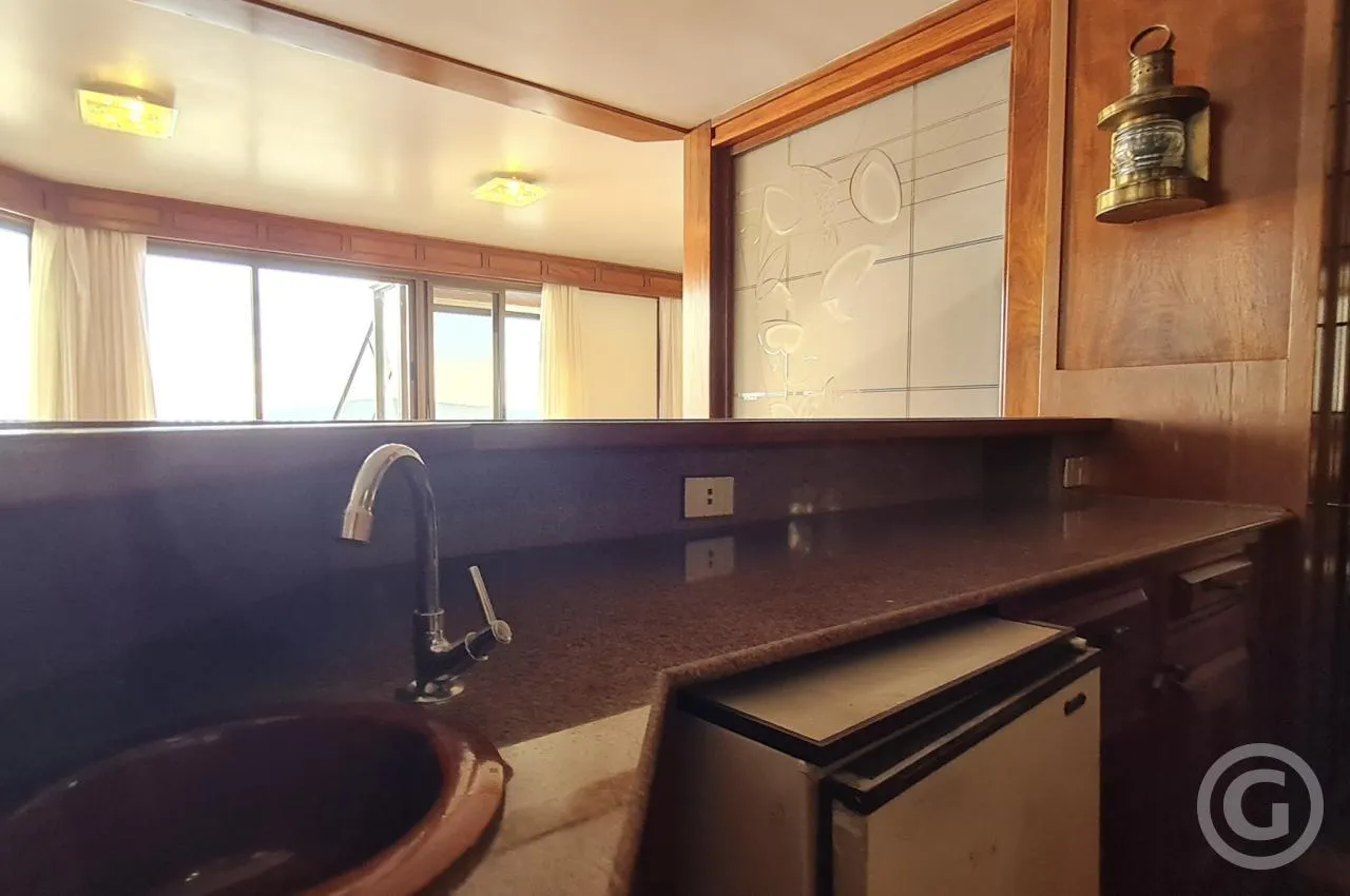 3-bedroom apartment with floor-to-ceiling windows — photo 20