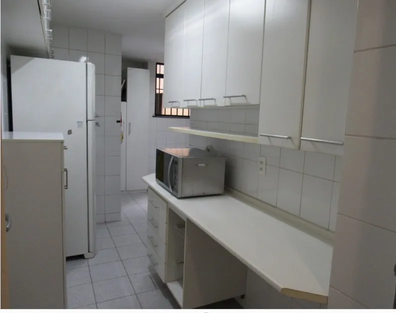Furnished apartment with 3 bedrooms and 2 bathrooms — photo 2