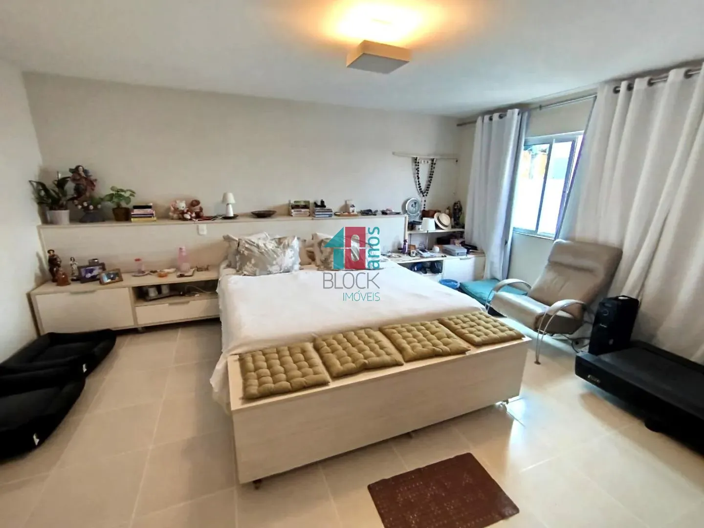 Furnished 361 m² apartment with 4 en-suite bedrooms — photo 40