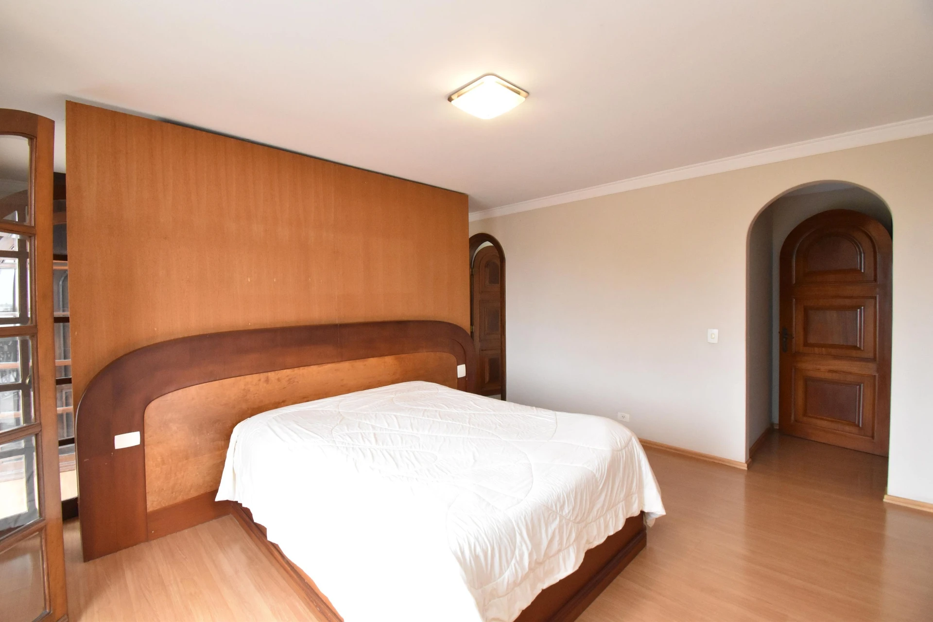 Casa mobiliada com 5 quartos e 3 suítes — photo 14