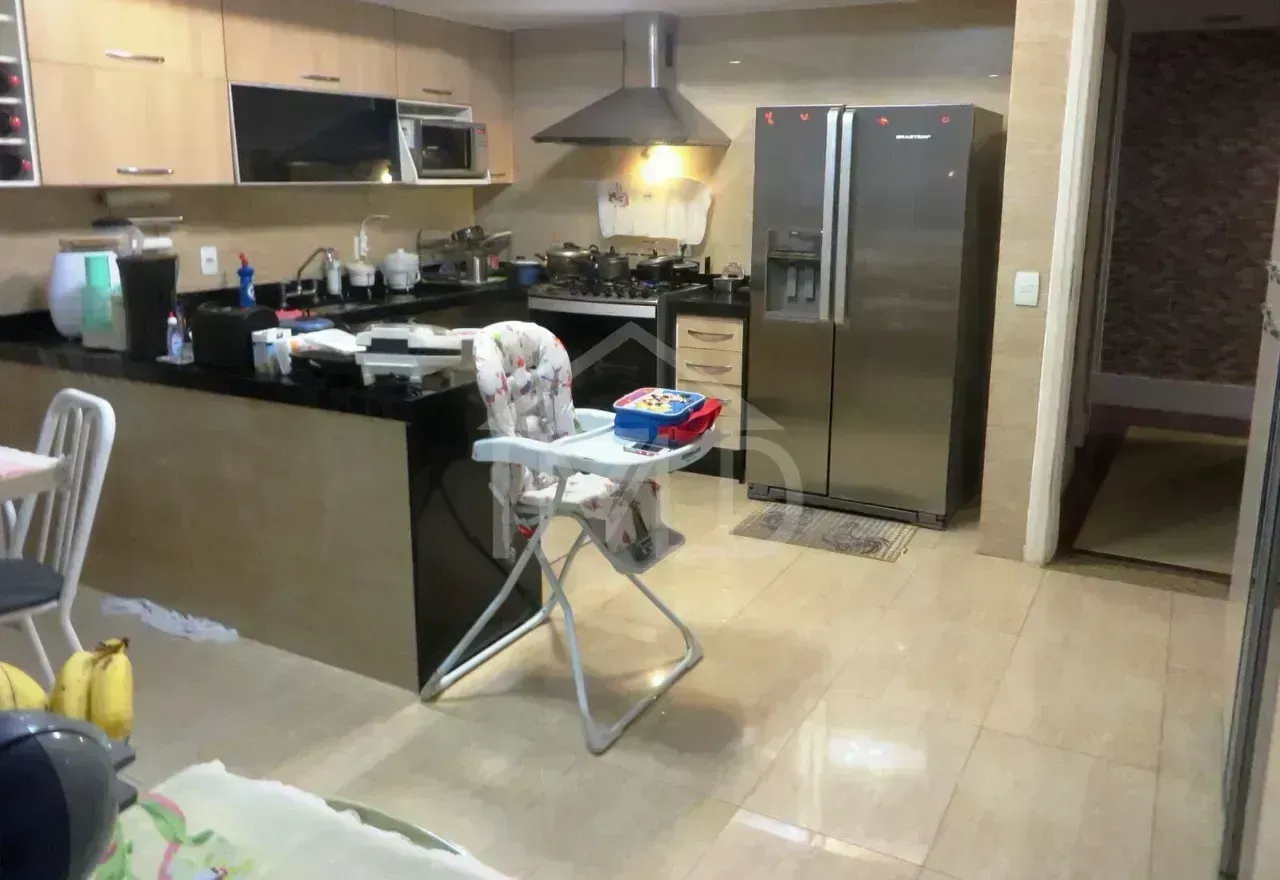 Furnished house with 4 bedrooms and a shared pool — photo 10