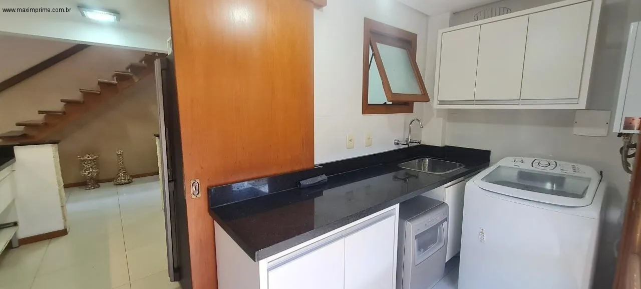 Casa con espacio de home office en Florianópolis — photo 60