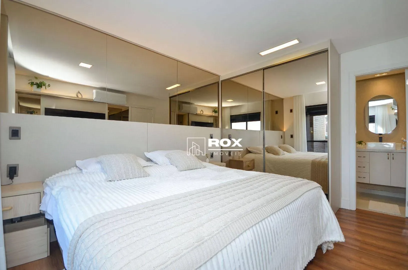 Furnished apartment with 3 bedrooms and private BBQ — photo 35
