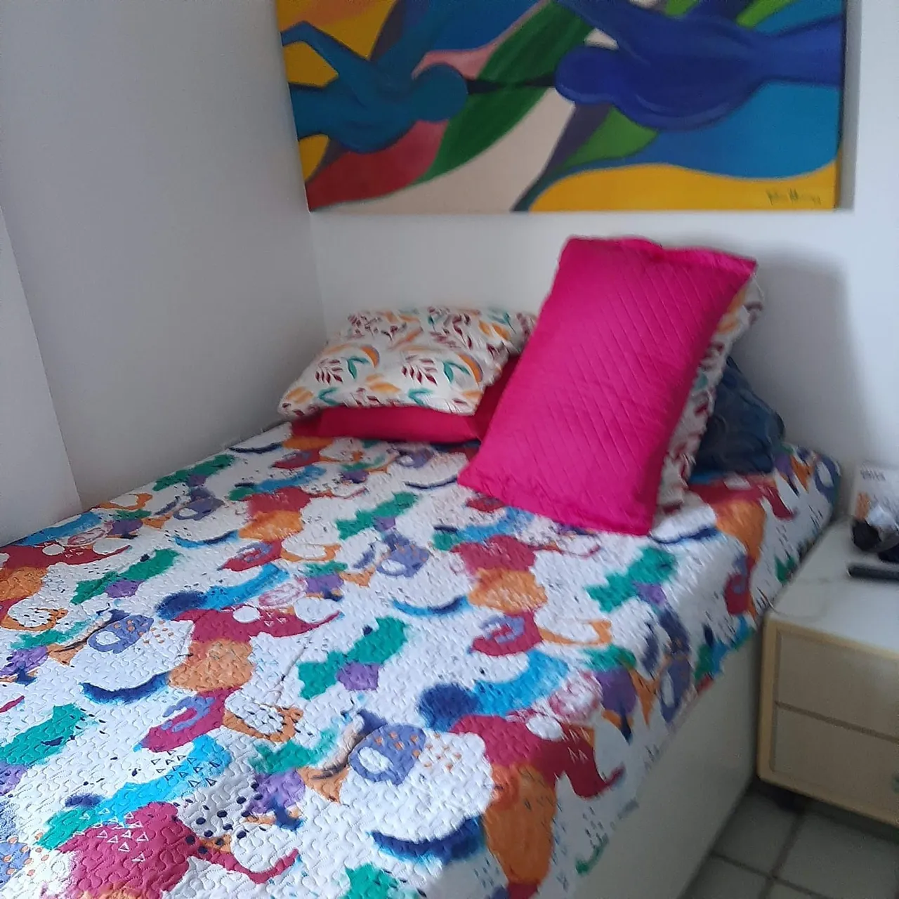 Furnished 1-bedroom apartment with open-plan kitchen — photo 5