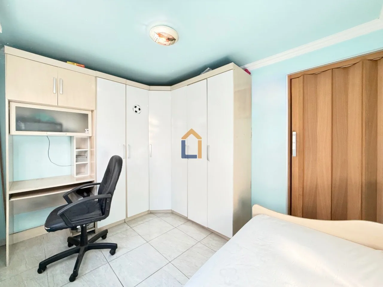 3-bedroom apartment with a washing machine in Curitiba — photo 12