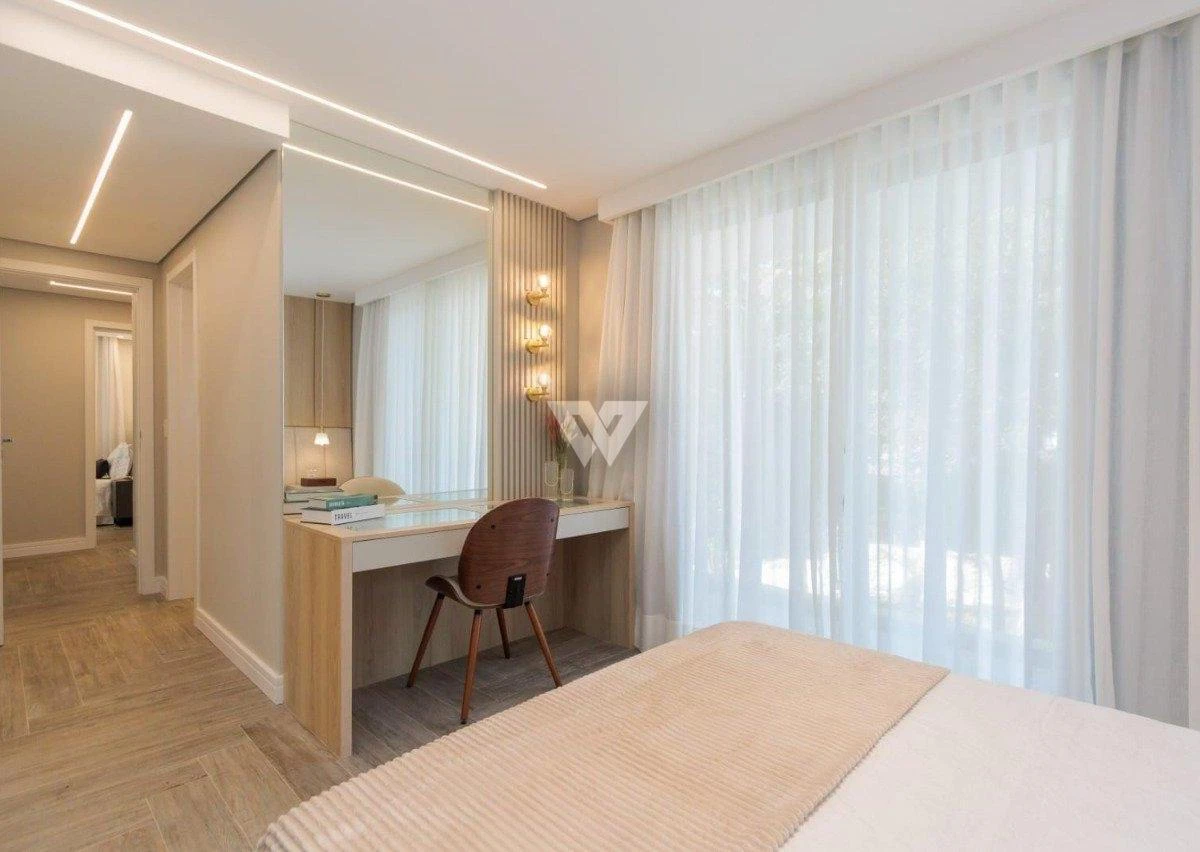 Detached townhouse with 3 bedrooms, 175 m² and glass balcony — photo 9